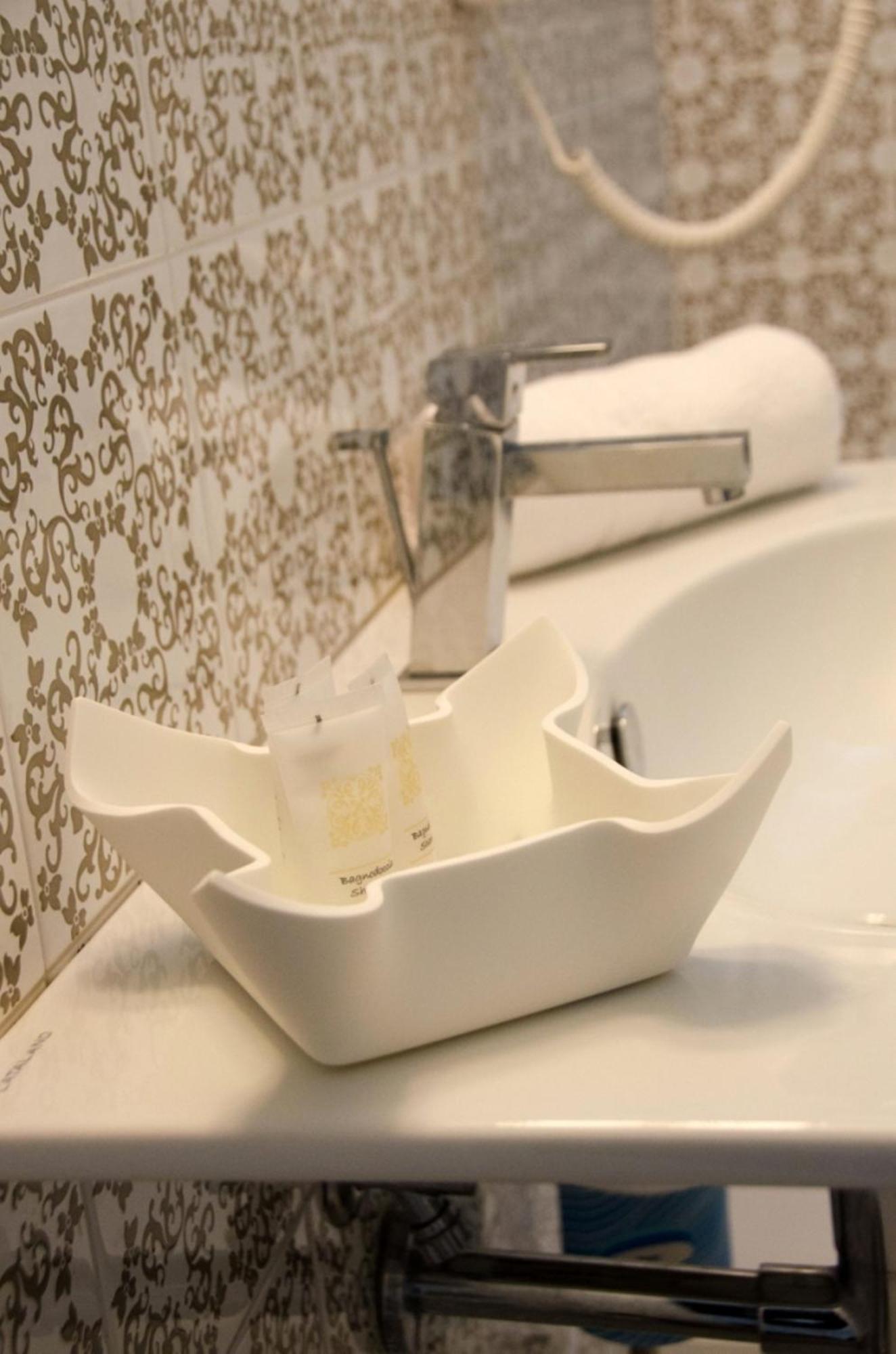 Quihotel Porto Cesareo Zimmer foto