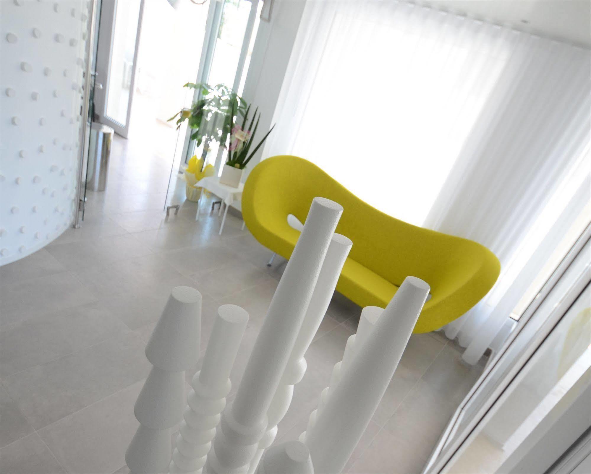 Quihotel Porto Cesareo Exterior foto